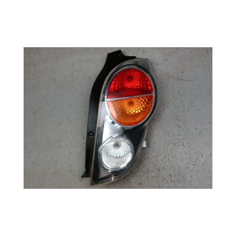 FEU ARRIERE DROIT CHEVROLET SPARK