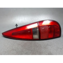 FEU ARRIERE DROIT RENAULT LAGUNA NEVADA 98-2000