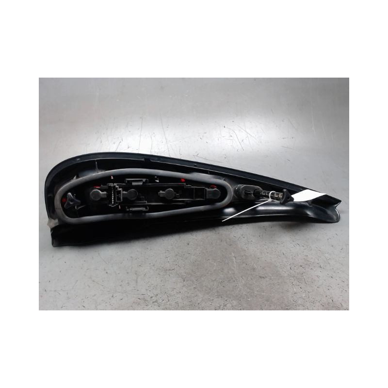 FEU ARRIERE DROIT RENAULT LAGUNA NEVADA 98-2000