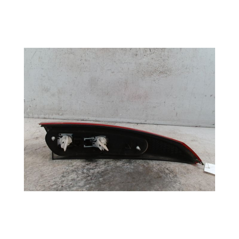 FEU ARRIERE DROIT VOLVO XC70 2004-2007