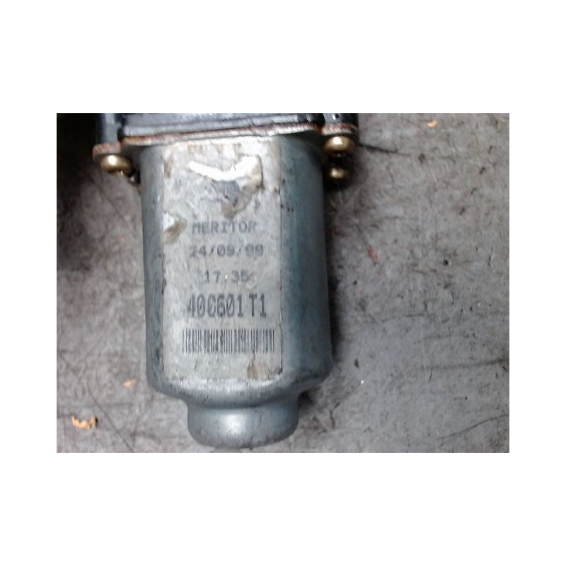 MECANISME+MOTEUR LEVE-GLACE ARRIERE GAUCHE NISSAN PRIMERA 2 PHASE 1 GASOIL