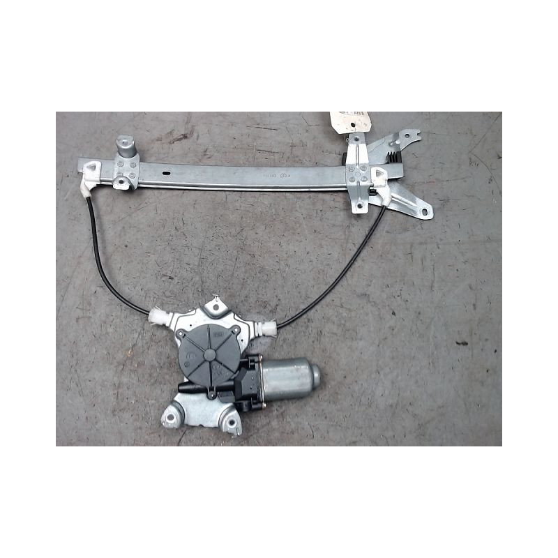 MECANISME+MOTEUR LEVE-GLACE ARRIERE GAUCHE NISSAN PRIMERA 2 PHASE 1 GASOIL