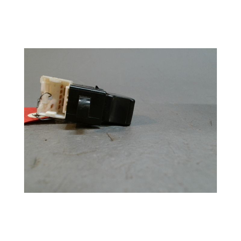 COMMANDE LEVE-GLACE PORTE AVD NISSAN D22/NP300 PICK UP D22 KING CAB