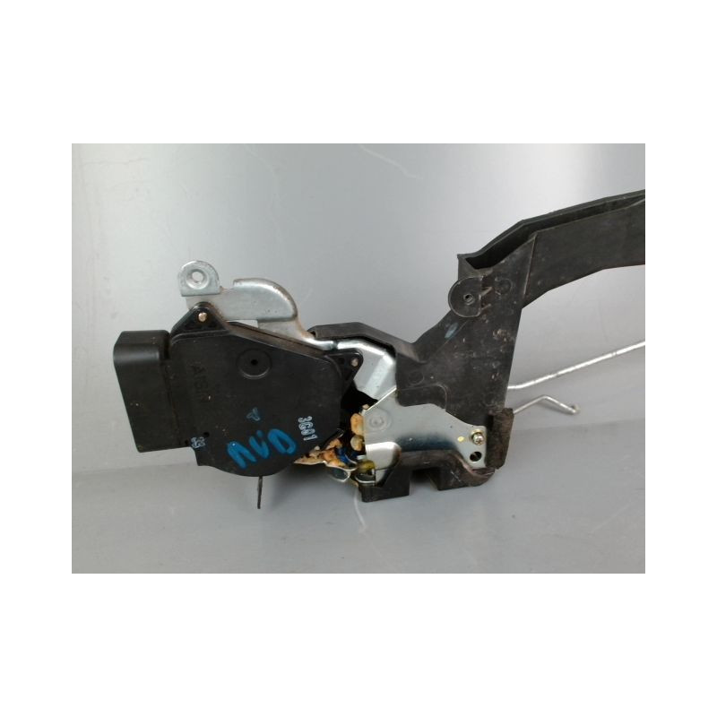 SYSTEME CONDAMNATION AVANT DROIT TOYOTA RAV4 2 PHASE 1  DIESEL