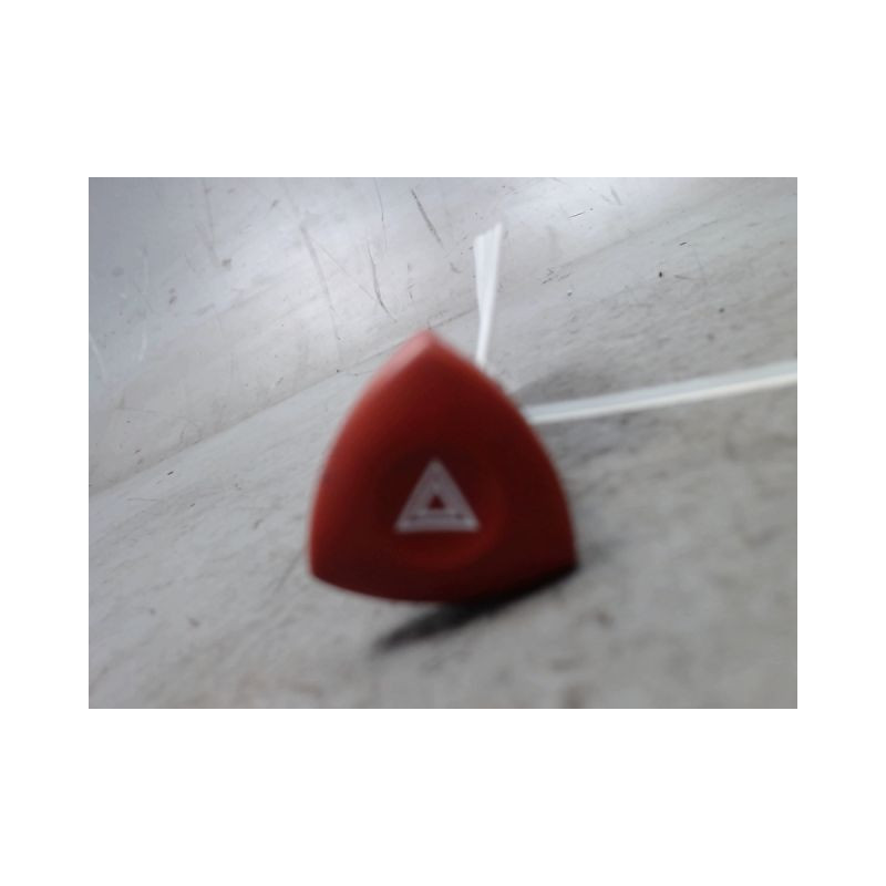 BOUTON DE WARNING RENAULT LAGUNA II 2005-2007
