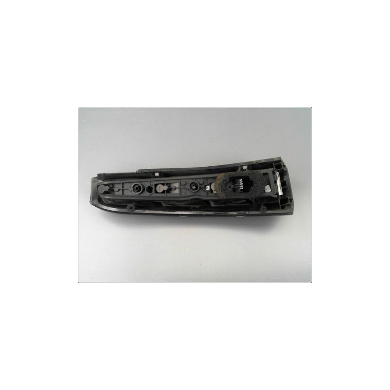 FEU ARRIERE DROIT OPEL MERIVA 2006-2010