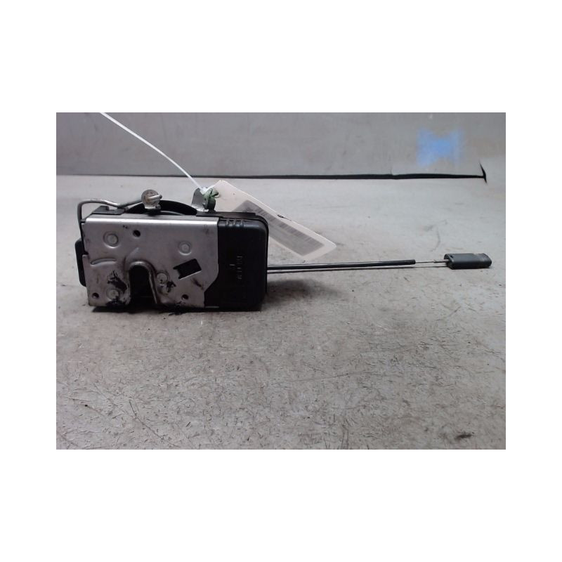 SYSTEME CONDAMNATION AVANT GAUCHE OPEL CORSA 2000-8.2003