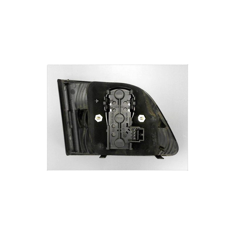 FEU ARRIERE INTERIEUR DROIT FIAT STILO MULTI WAGON