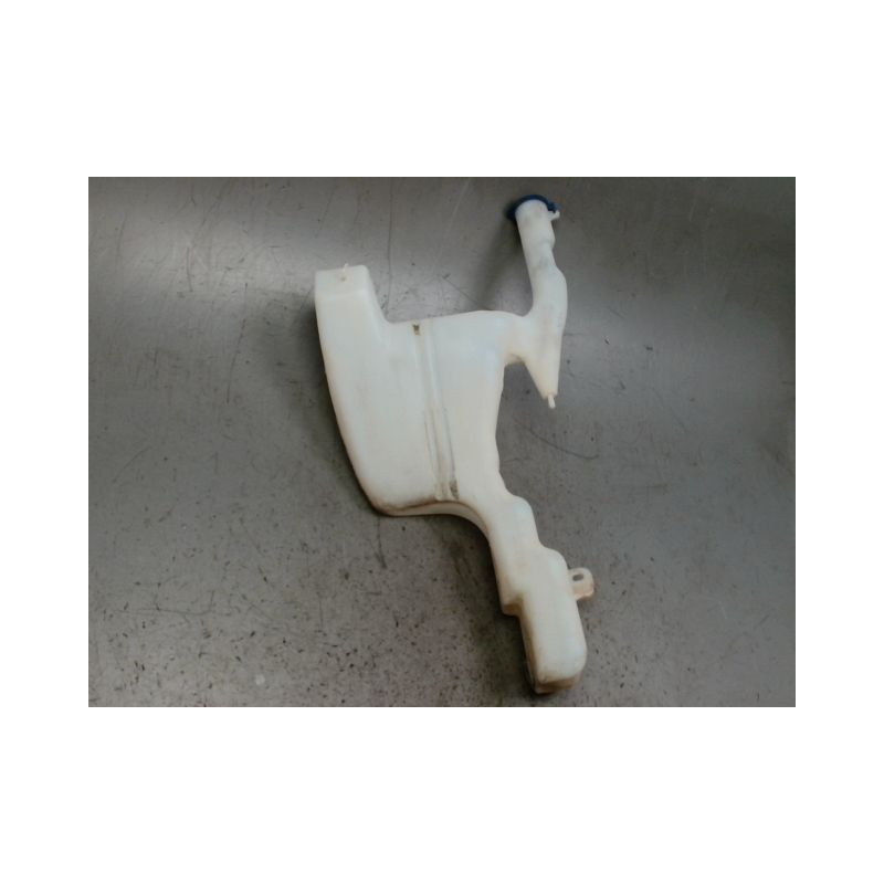 RESERVOIR LAVE-GLACE AVANT FORD FIESTA 2008-