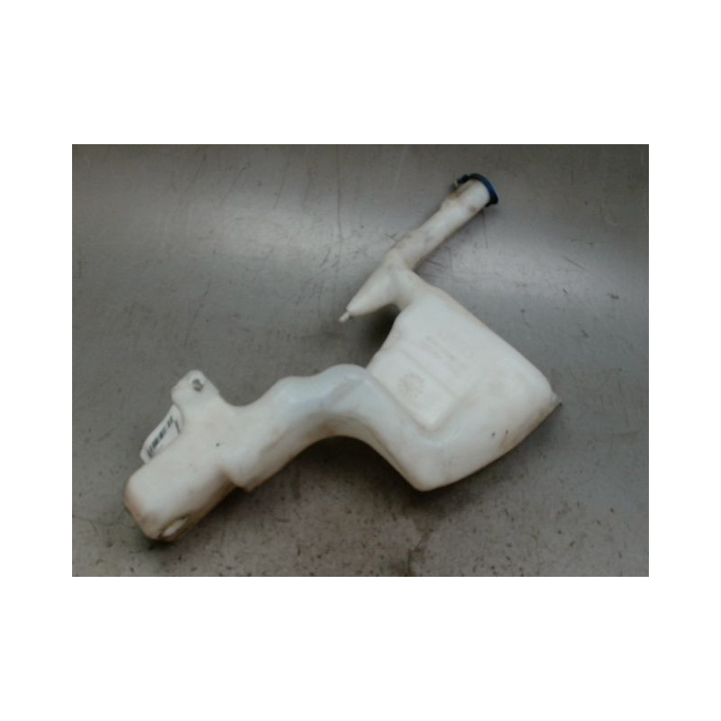 RESERVOIR LAVE-GLACE AVANT FORD FIESTA 2008-