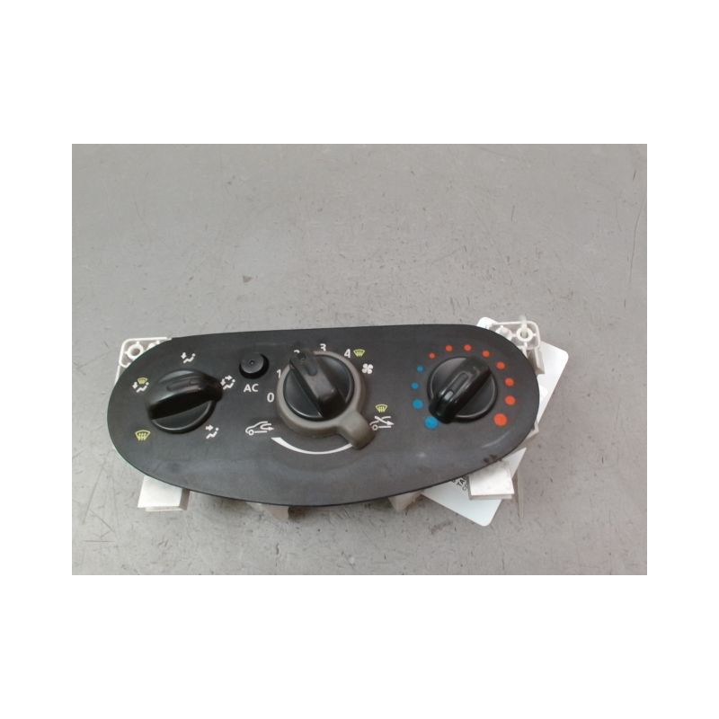 COMMANDE DE CHAUFFAGE DACIA LOGAN BERL. I Phase 2 2008-2012