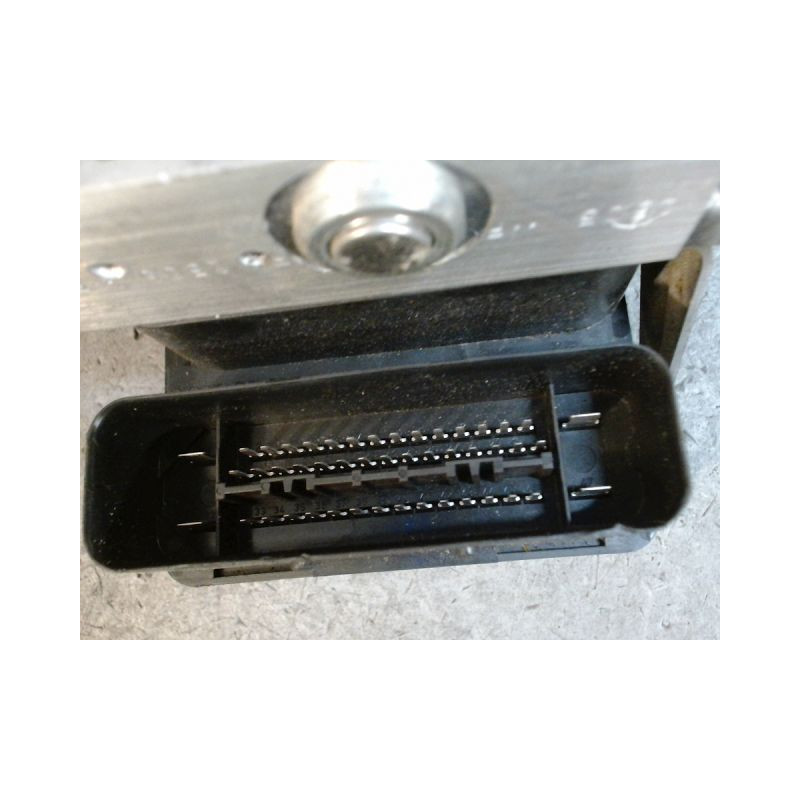 UNITE HYDRAULIQUE ABS BMW SERIE 1 E81 2.0D - 16V TURBO 1