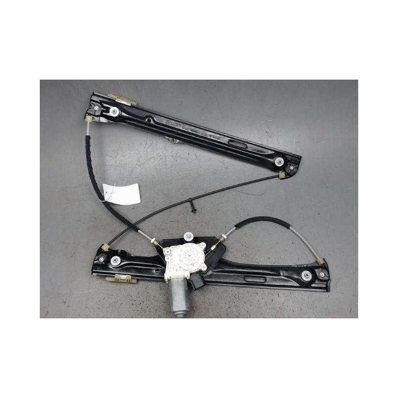 MECANISME+MOTEUR LEVE-GLACE AVANT DROIT B.M.W. X4
