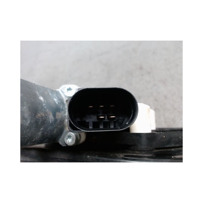 MECANISME+MOTEUR LEVE-GLACE AVANT DROIT B.M.W. X4