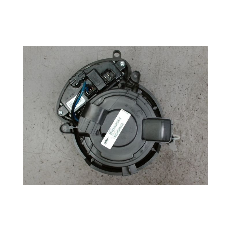 MOTEUR VENTILATEUR CHAUFFAGE RENAULT MEGANE