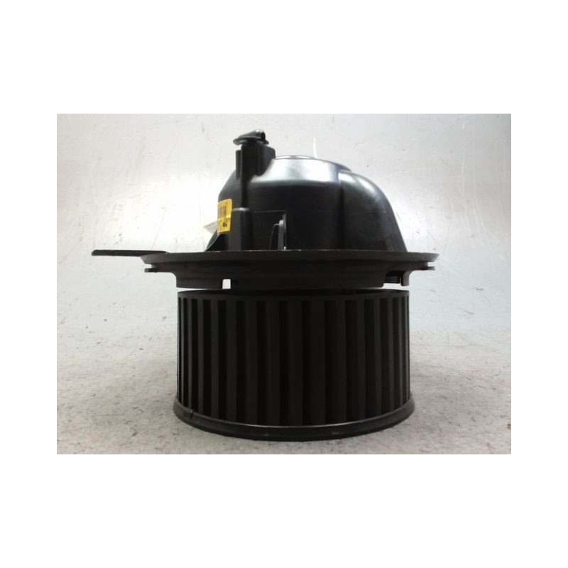 MOTEUR VENTILATEUR CHAUFFAGE VOLKSWAGEN TOURAN
