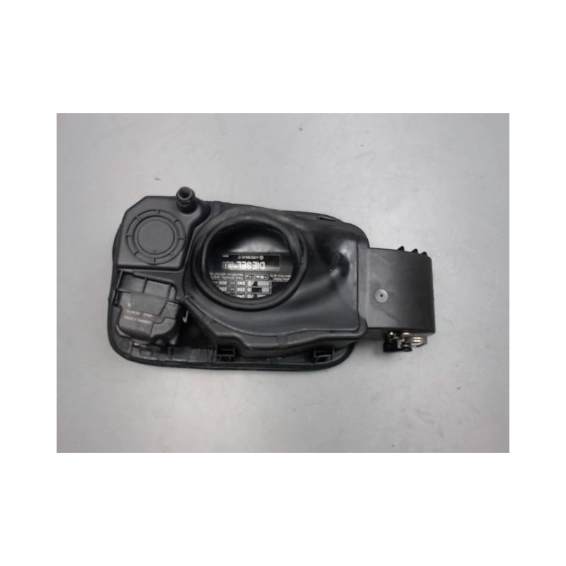 VOLET DE TRAPPE CARBURANT MERCEDES CLASSE C 2007-