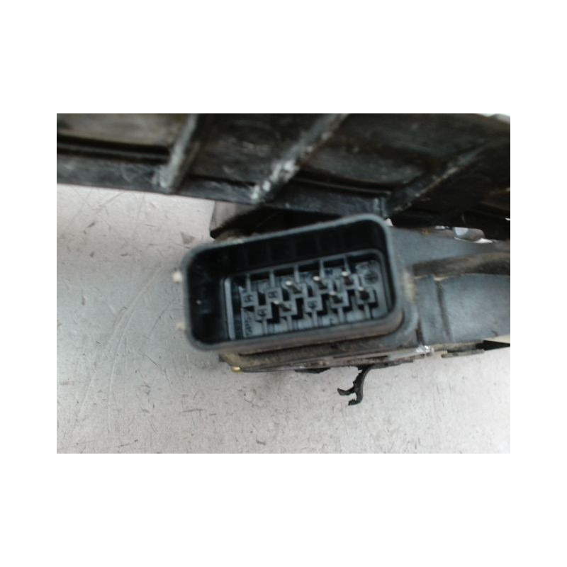SYSTEME CONDAMNATION AVANT DROIT FORD FOCUS II Phase 1 2004-2007