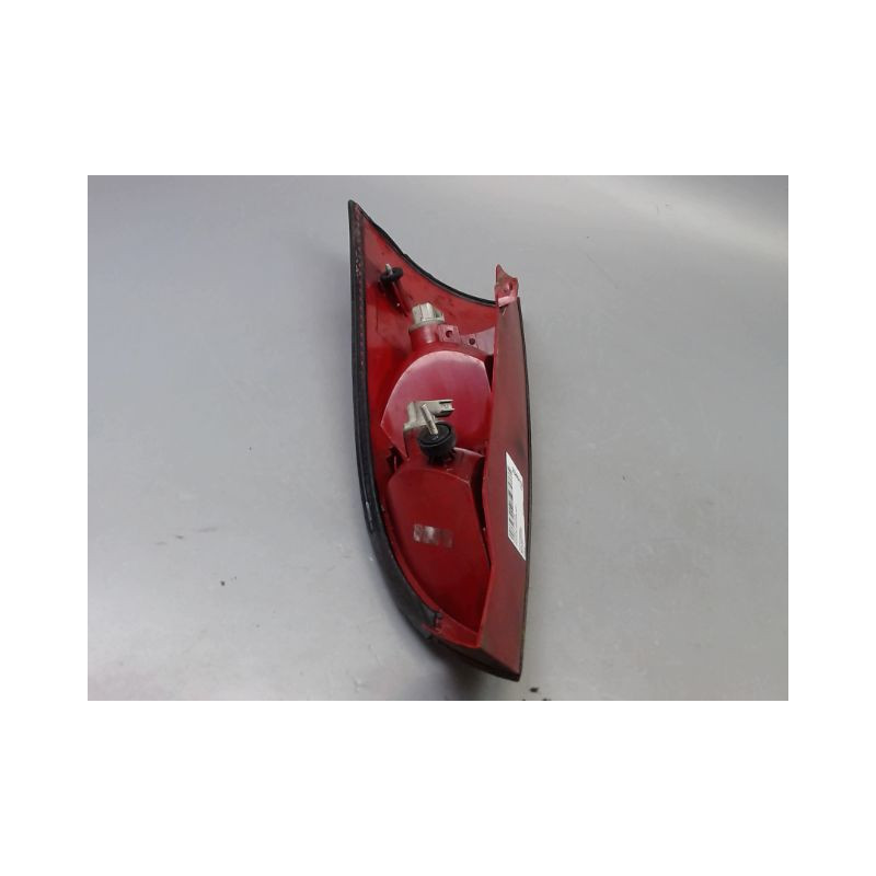 FEU ARRIERE DROIT FORD FOCUS I 1998-2004
