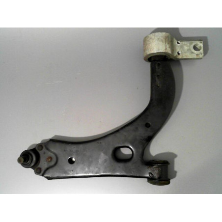 TRIANGLE INFERIEUR AVANT DROIT FORD FIESTA 02 -05