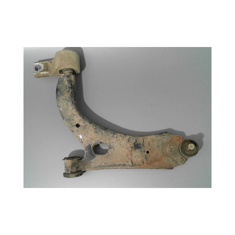 TRIANGLE INFERIEUR AVANT GAUCHE FORD FIESTA 02 -05