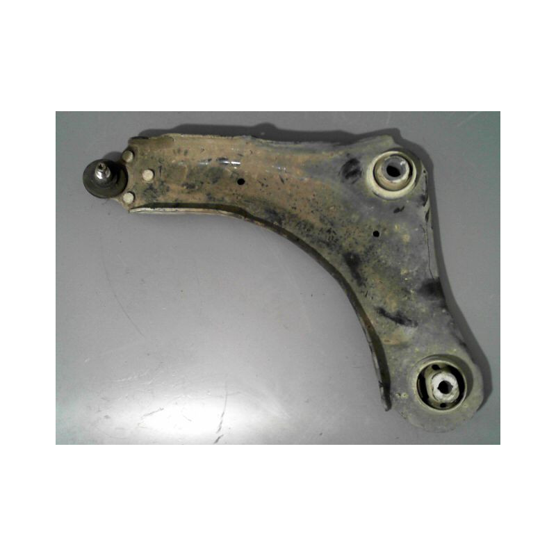 TRIANGLE INFERIEUR AVANT GAUCHE RENAULT CLIO III 2010-