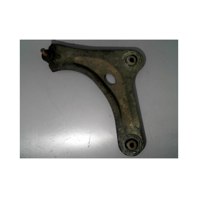 TRIANGLE INFERIEUR AVANT GAUCHE CITROEN C3 2002-2005