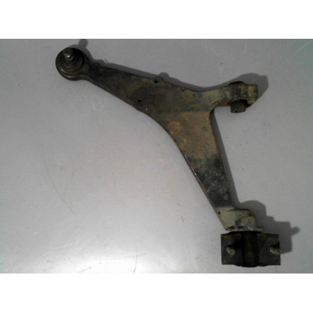 TRIANGLE INFERIEUR AVANT GAUCHE PEUGEOT 106 91-96