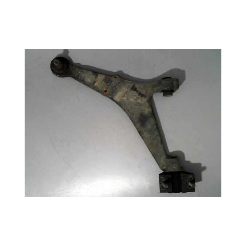 TRIANGLE INFERIEUR AVANT GAUCHE PEUGEOT 106 96-2003