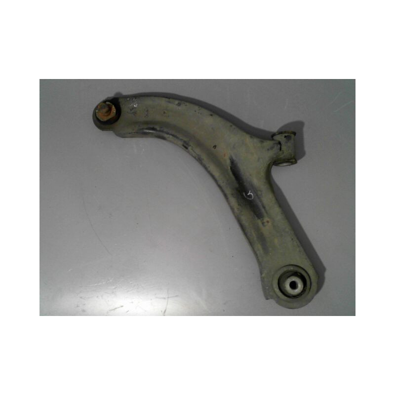 TRIANGLE INFERIEUR AVANT GAUCHE RENAULT CLIO III 2009-