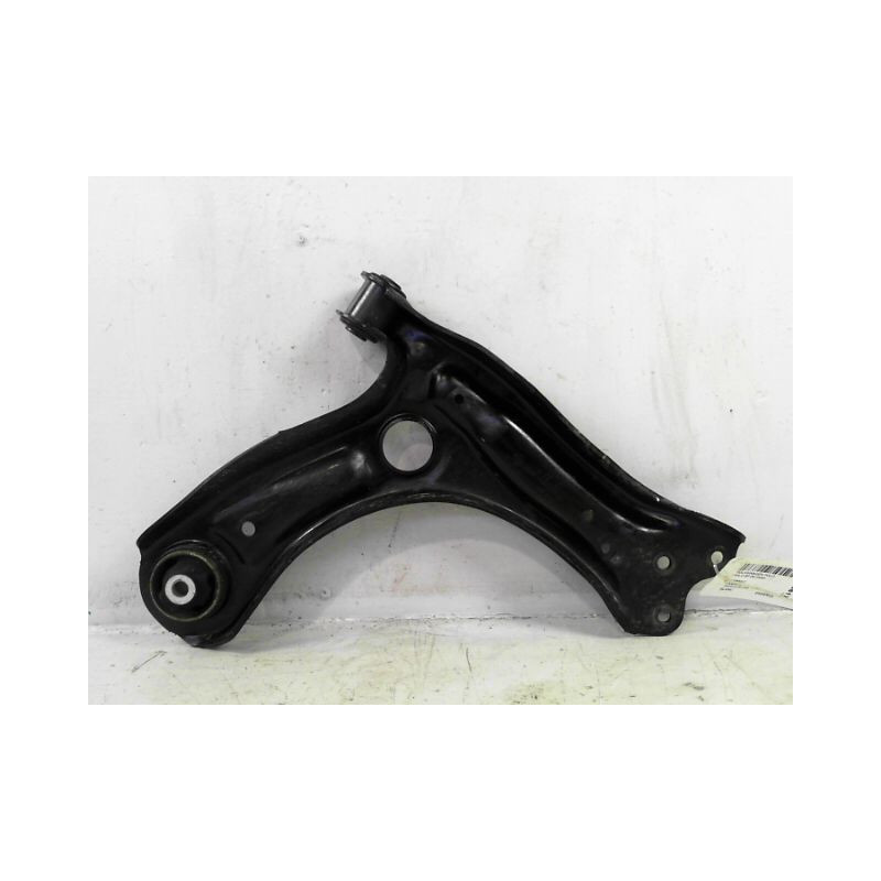 TRIANGLE INFERIEUR AVANT GAUCHE VOLKSWAGEN POLO 2009-