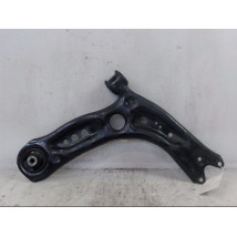 TRIANGLE INFERIEUR AVANT DROIT VOLKSWAGEN GOLF