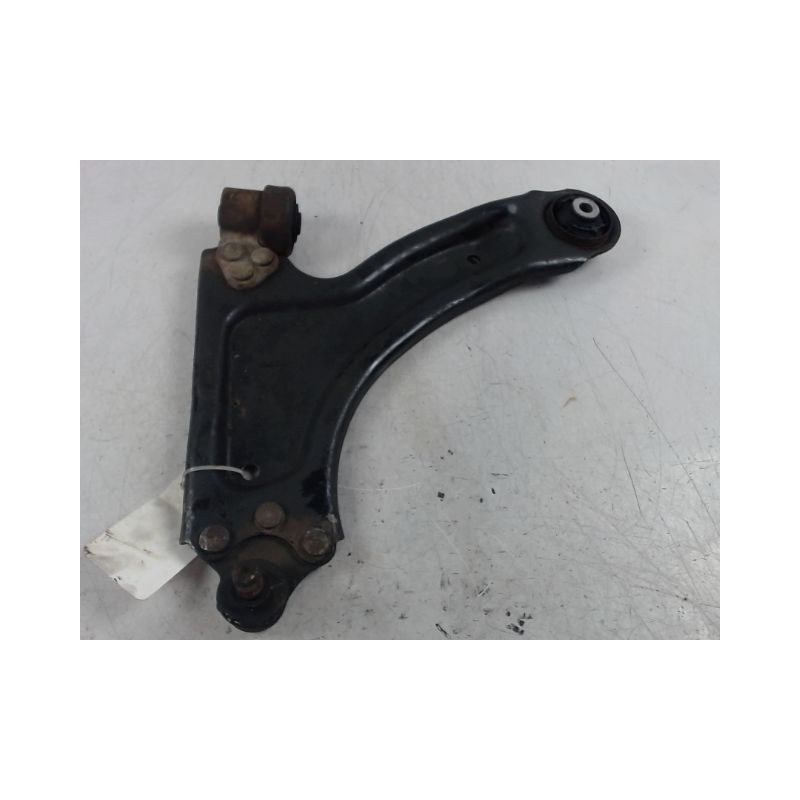 TRIANGLE INFERIEUR AVANT GAUCHE OPEL MERIVA 2006-