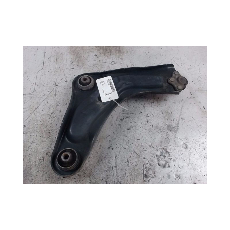 TRIANGLE INFERIEUR AVANT GAUCHE PEUGEOT 208