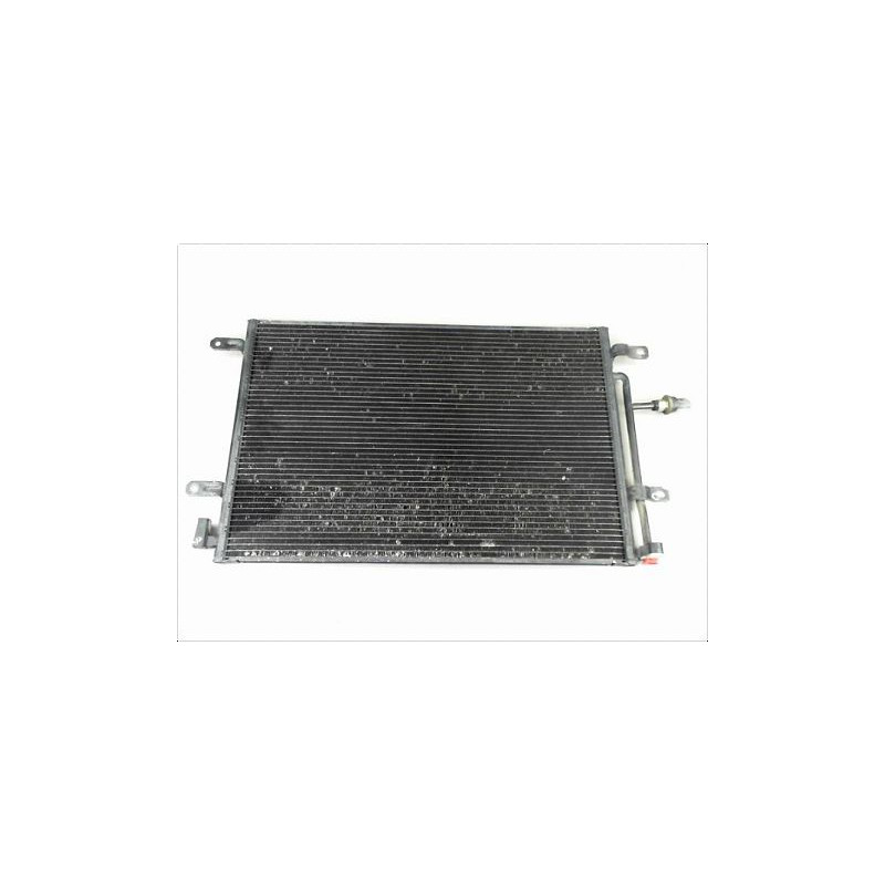 CONDENSEUR CLIMATISATION AUDI A4 AVANT 04-08