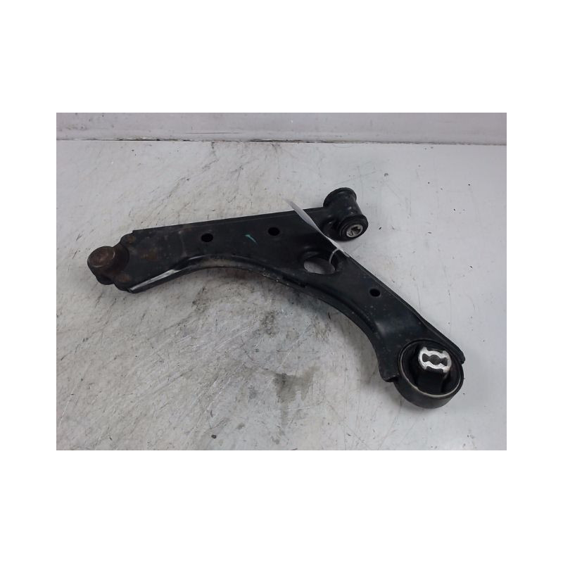 TRIANGLE INFERIEUR AVANT DROIT PEUGEOT BIPPER FOURGON 4P