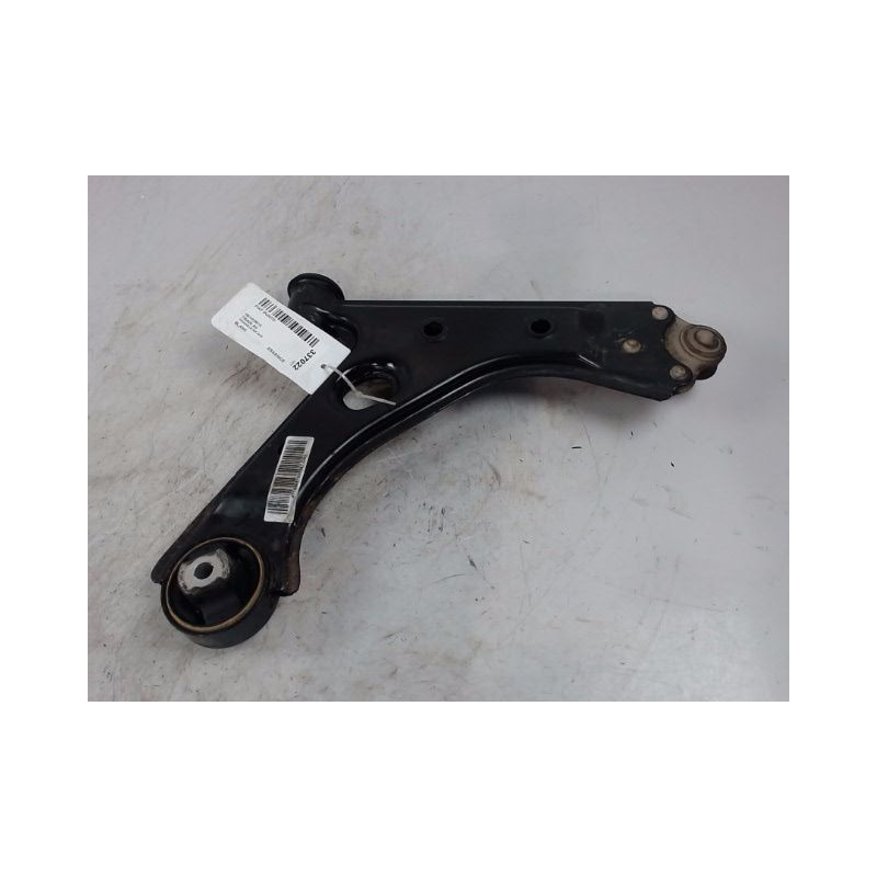 TRIANGLE INFERIEUR AVANT GAUCHE FIAT PUNTO