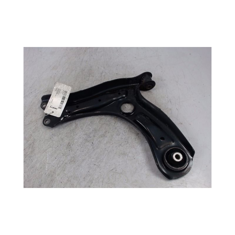 TRIANGLE INFERIEUR AVANT DROIT AUDI A1