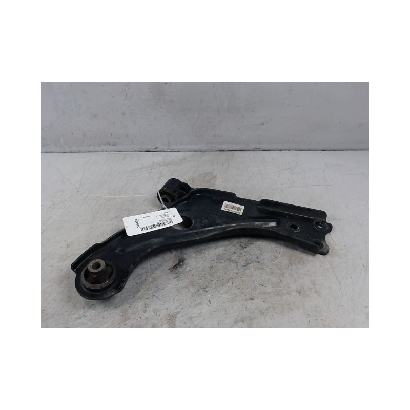 TRIANGLE INFERIEUR AVANT DROIT PEUGEOT 5008 2009-