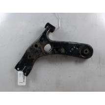 TRIANGLE INFERIEUR AVANT DROIT TOYOTA AURIS 2010-