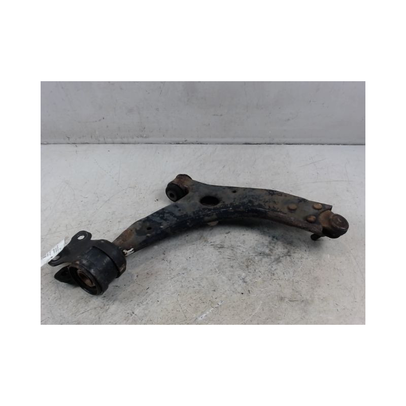 TRIANGLE INFERIEUR AVANT GAUCHE FORD FOCUS C-MAX 03-07