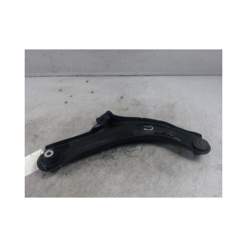 TRIANGLE INFERIEUR AVANT GAUCHE NISSAN NOTE