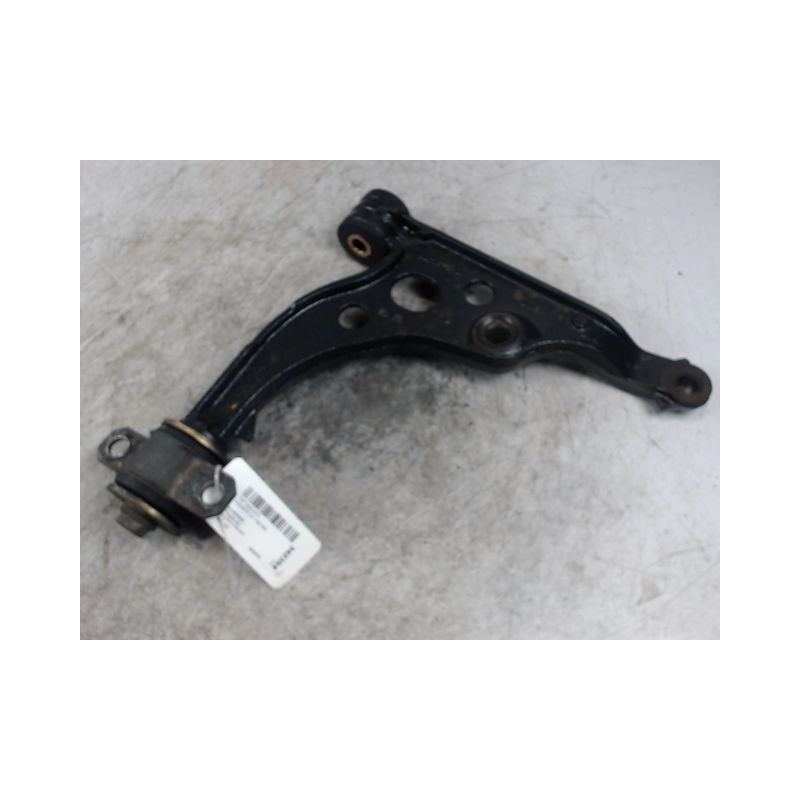 TRIANGLE INFERIEUR AVANT DROIT FIAT DUCATO CC -002