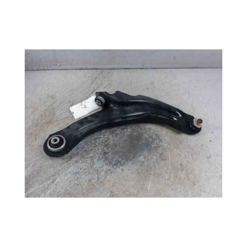 TRIANGLE INFERIEUR AVANT DROIT RENAULT CLIO IV