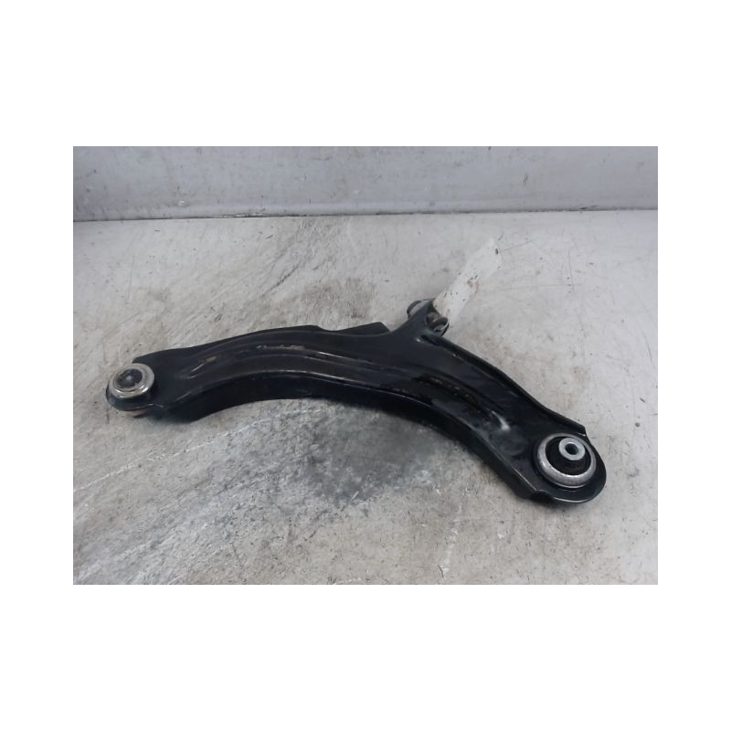 TRIANGLE INFERIEUR AVANT DROIT RENAULT CLIO IV