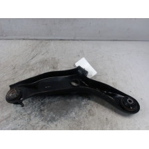 TRIANGLE INFERIEUR AVANT DROIT SUZUKI CELERIO