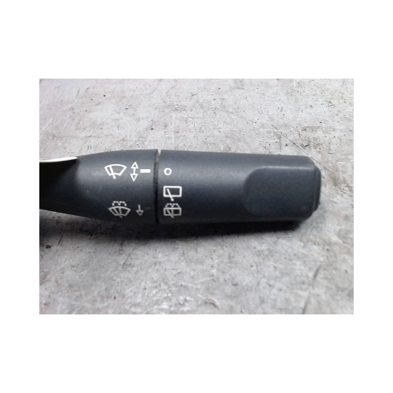 COMMANDE ESSUIE GLACE PEUGEOT 106 96-2003