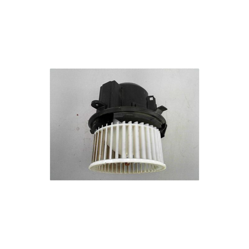MOTEUR VENTILATEUR CHAUFFAGE RENAULT TWINGO III 14-20