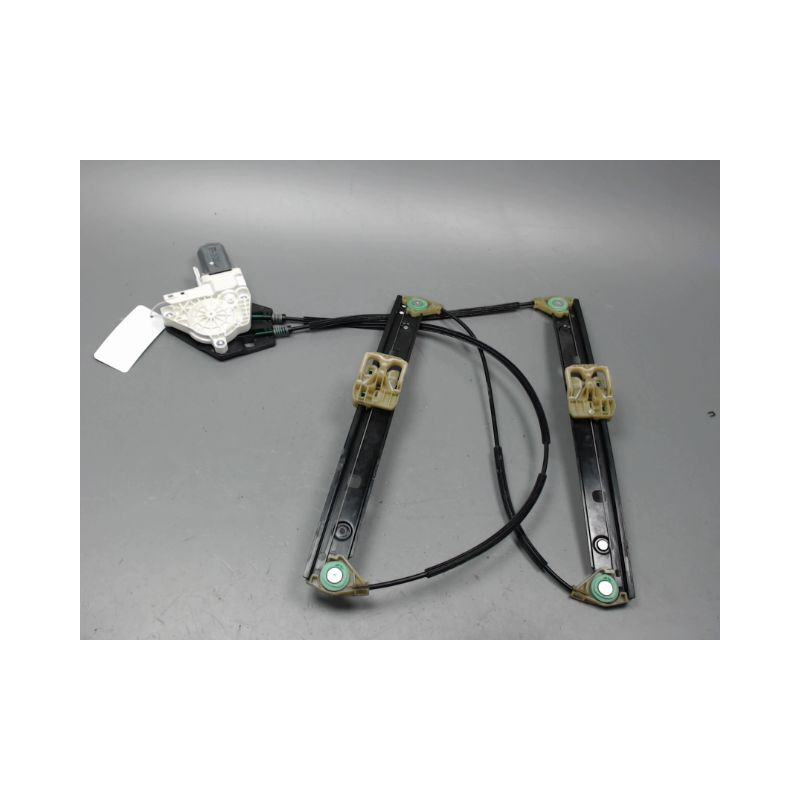 MECANISME+MOTEUR LEVE-GLACE AVANT GAUCHE AUDI A1