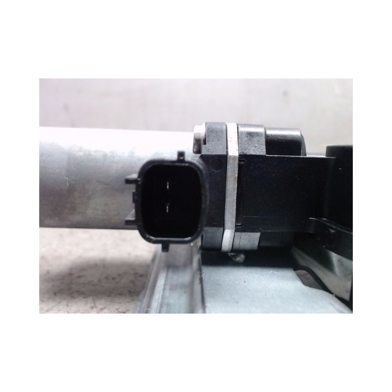 MECANISME+MOTEUR LEVE-GLACE AVANT GAUCHE DACIA LODGY
